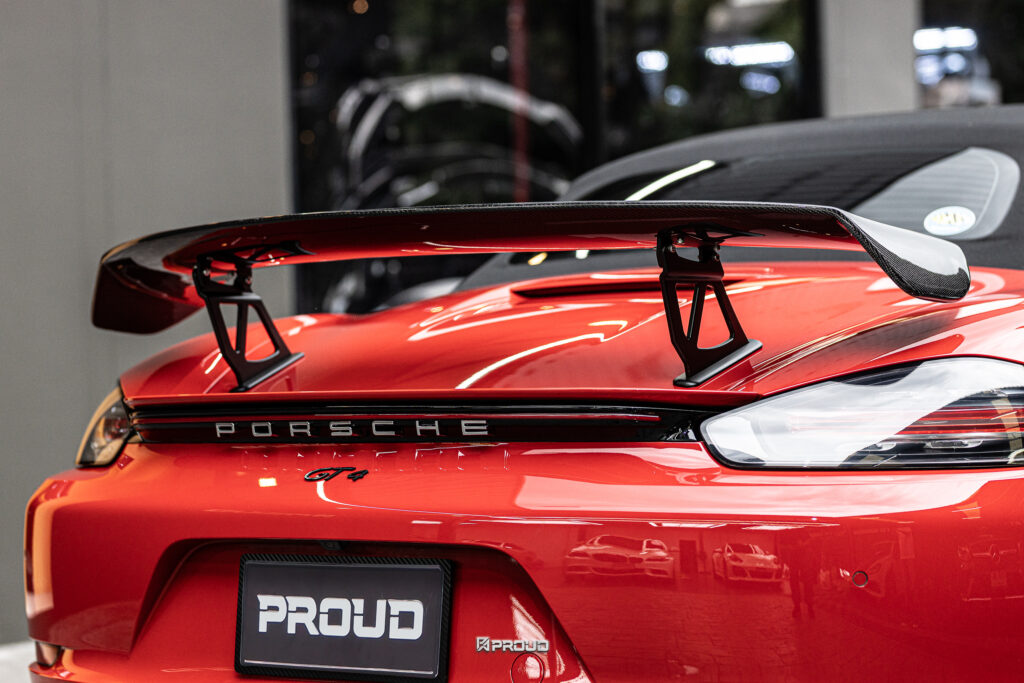 ชุดแต่งแปลงโฉม Porsche 718 Boxster เป็น GT4 Full Bodykits