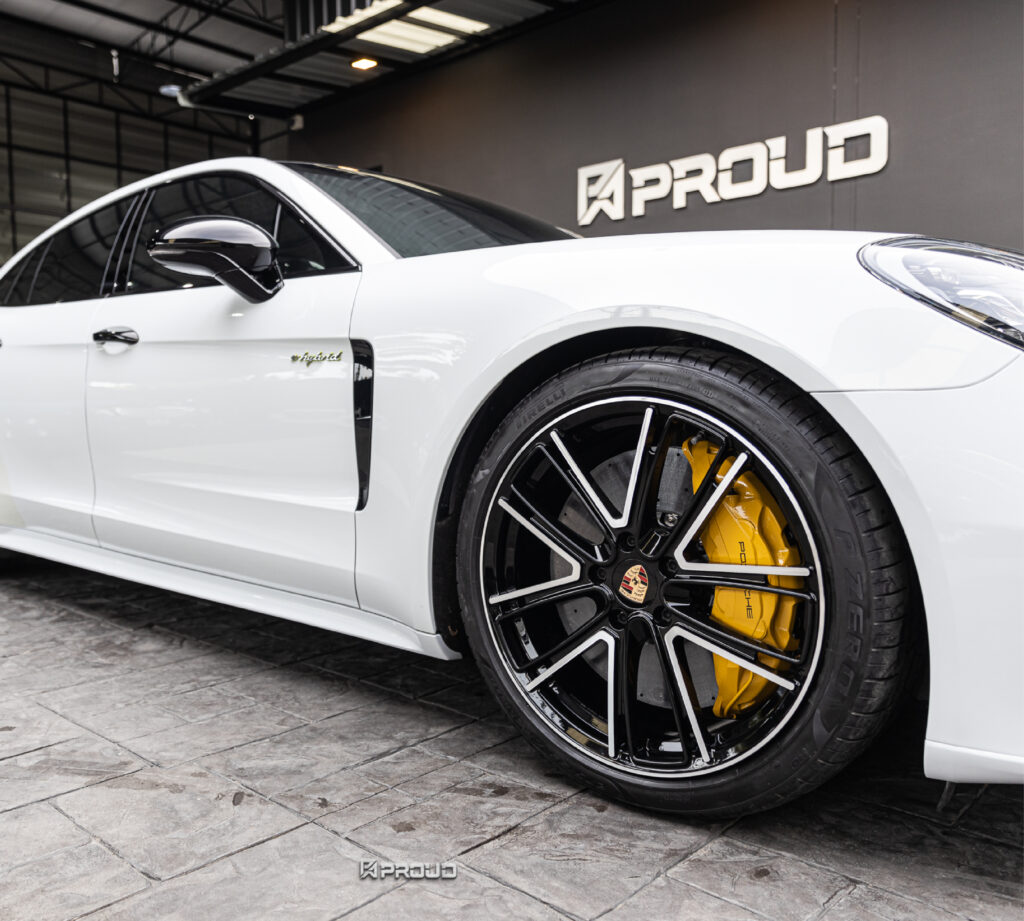 แปลงโฉม Porsche Panamera 4E ด้วยชุดแต่ง GTS รอบคัน