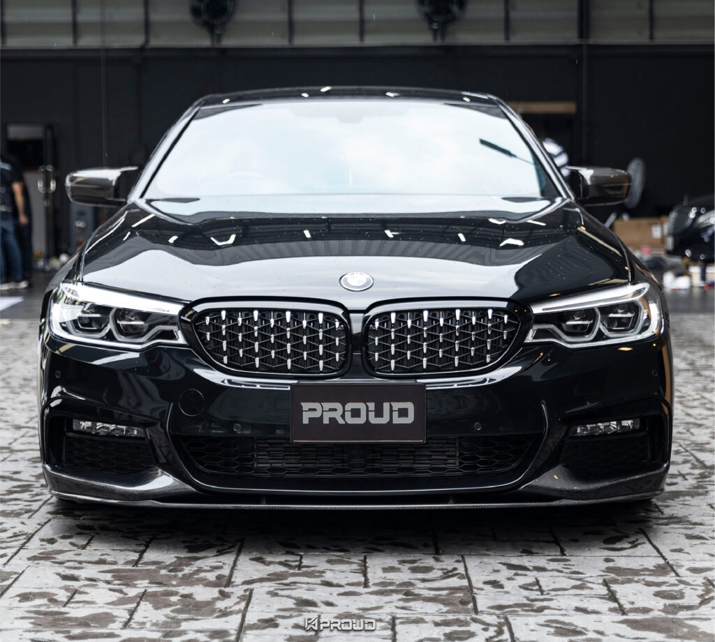 ชุดแต่ง BMW Series 5 G30 คาร์บอนรอบคัน